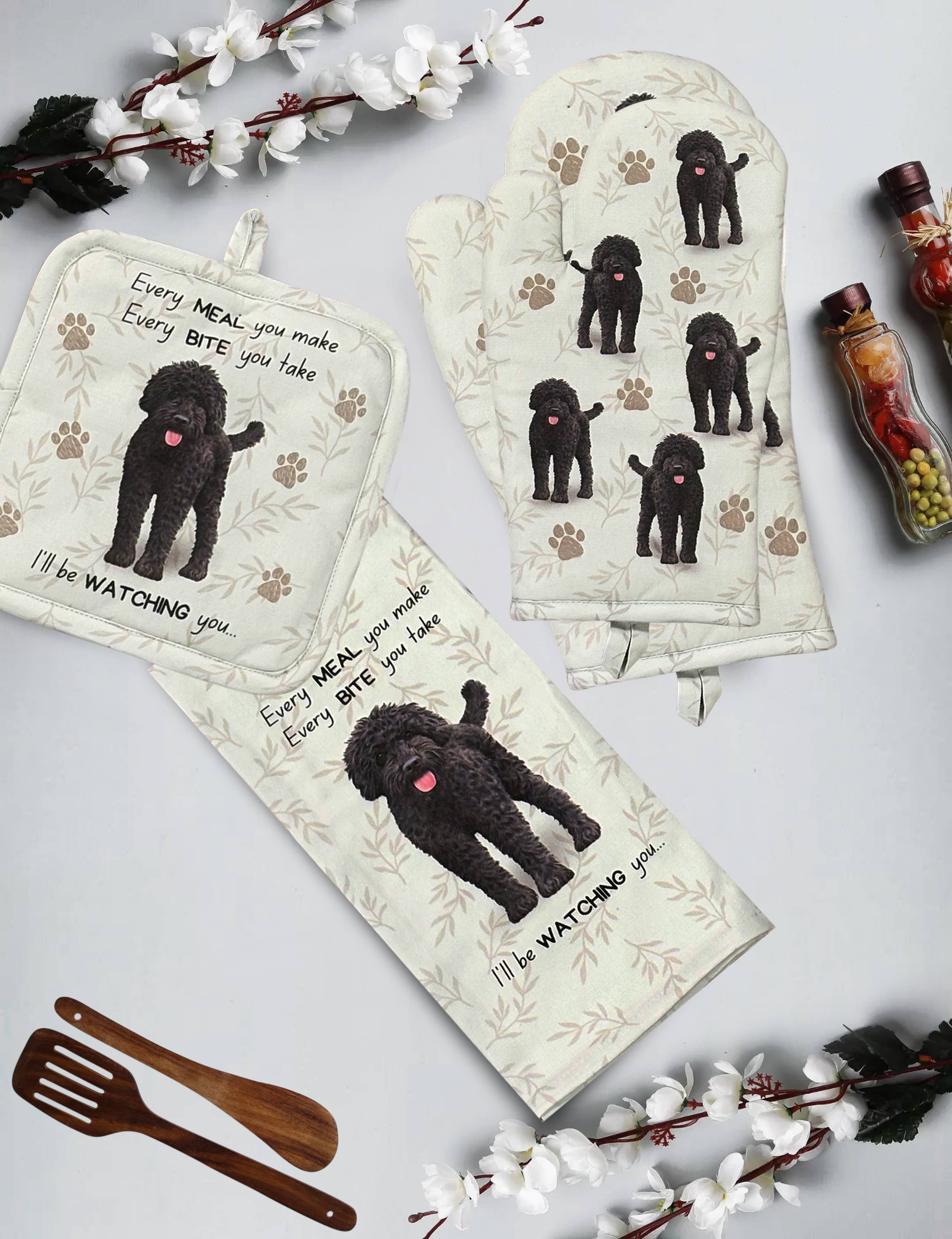 Labradoodle, oven mitt set