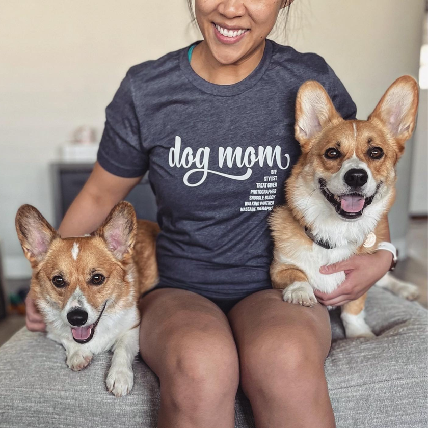 Dog Mom Tee T-Shirt