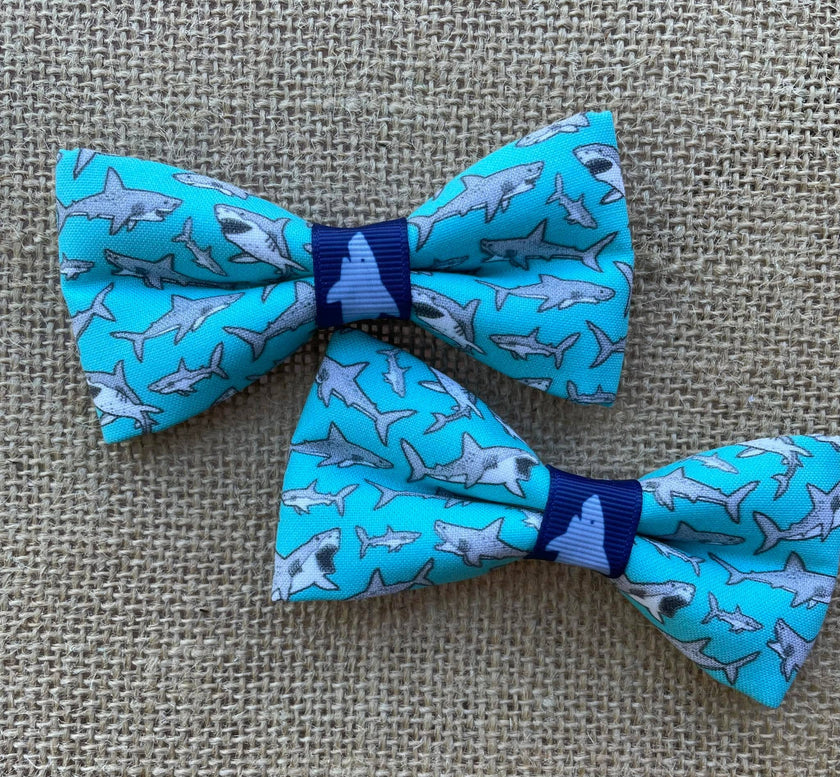 Shark Frenzy Velcro Collar Bow Tie for Cat and Dogs