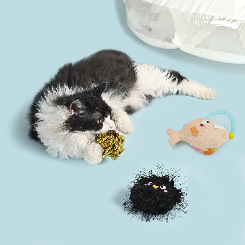 Cat Toy Anglerfish and Sea Urchin Catnip Filled Interactive Plush Catnip Toy Set