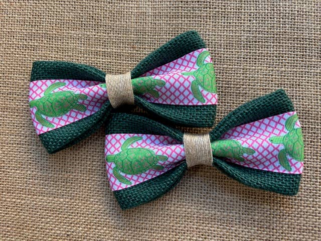 Green Turtles Pink Background on Green Burlap