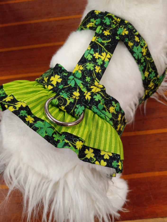 * Four Leaf Clover Ruffle Dog Harness