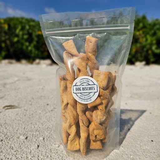 Dog Treat Salty Paws Biscuits Cheesie Bacon Twists 12 Pack