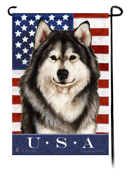 This Alaskan Malamute USA American Garden Flag is a testament to the beauty of your favorite breed and the American Flag.